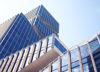 Podłogi drewniane produkowane przez ludzi i naturę Podłogi drewniane produkowane przez ludzi i naturę
