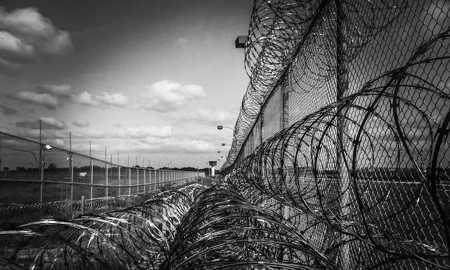 Jak się dostać do Służby Więziennej. Rekrutacja - krok po kroku